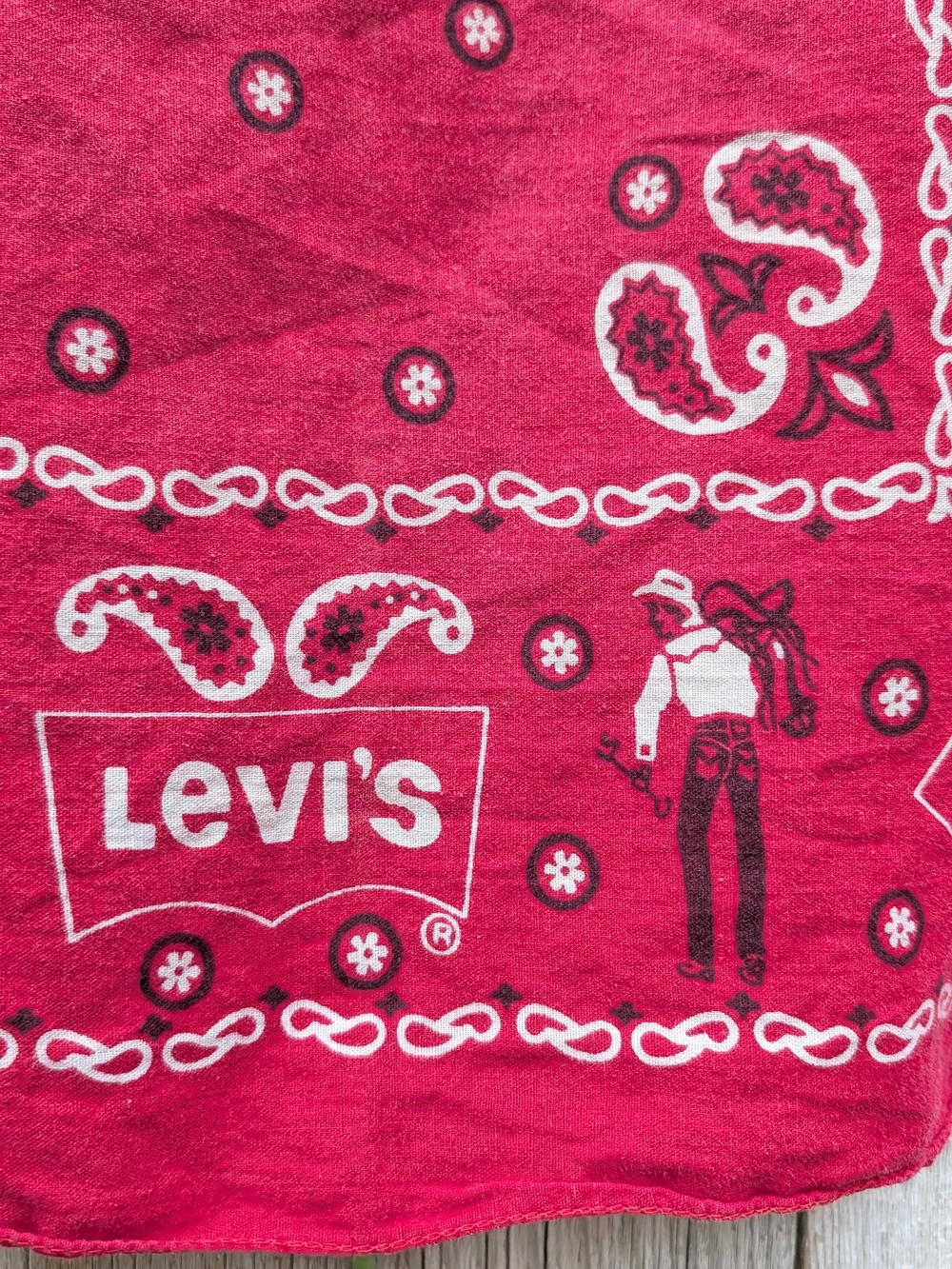 Vintage Levi's Red Cowboy With Saddle Bandana Fast Wash 60s 70s